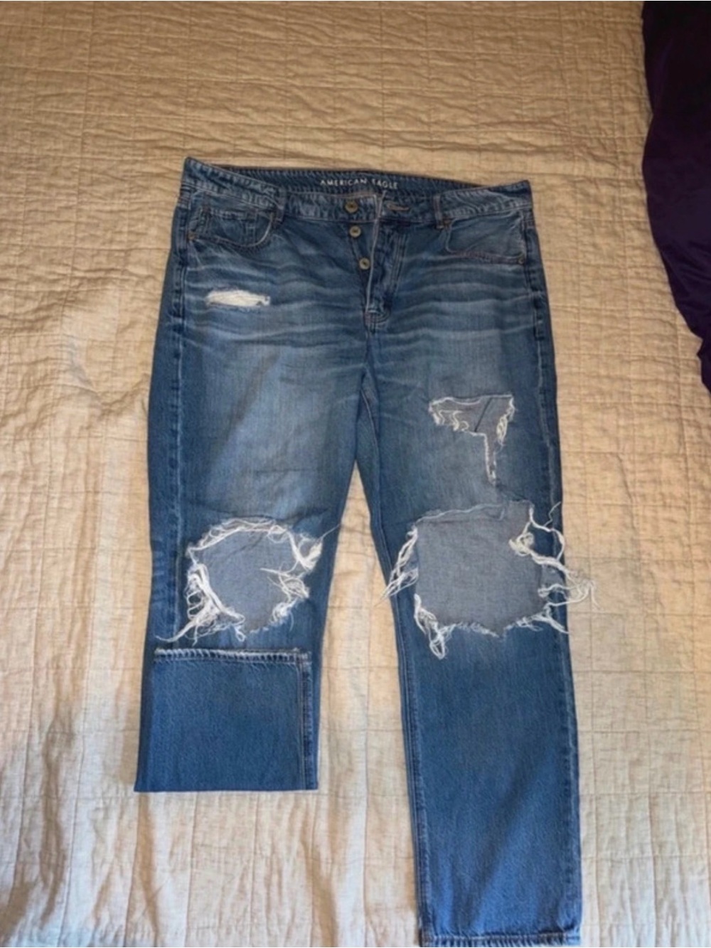 American Eagle Outfitters Women's Medium Blue Distressed Boyfriend Jeans